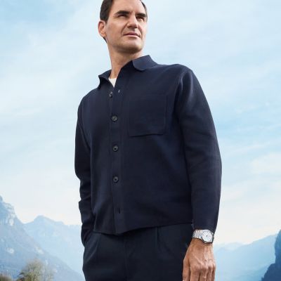 Rolex Markenbotschafter und Tennislegende Roger Federer trägt die neue @rolex  Land‑Dweller 40 in Edelstahl Oystersteel und Weißgold – eine Uhr, geschaffen für jene, die ihren eigenen Weg gehen. #Rolex #LandDweller #WatchesandWonders2025 #JuwelierGadebusch #köln